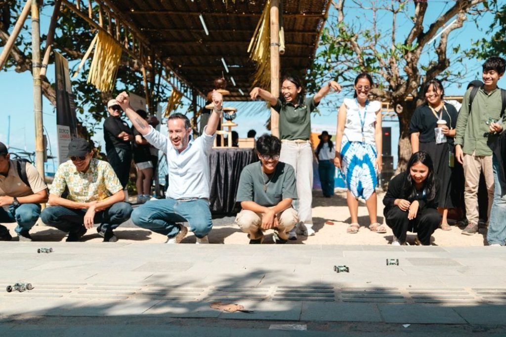 Gen-B Ajak Masyarakat Main Sambil Belajar Energi Bersih di&nbsp;Sanur