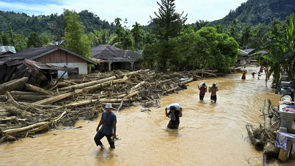 Update Korban Banjir dan Longsor di Sumatra:964 Orang Meninggal, 264 Hilang, 894.101&nbsp;Mengungsi